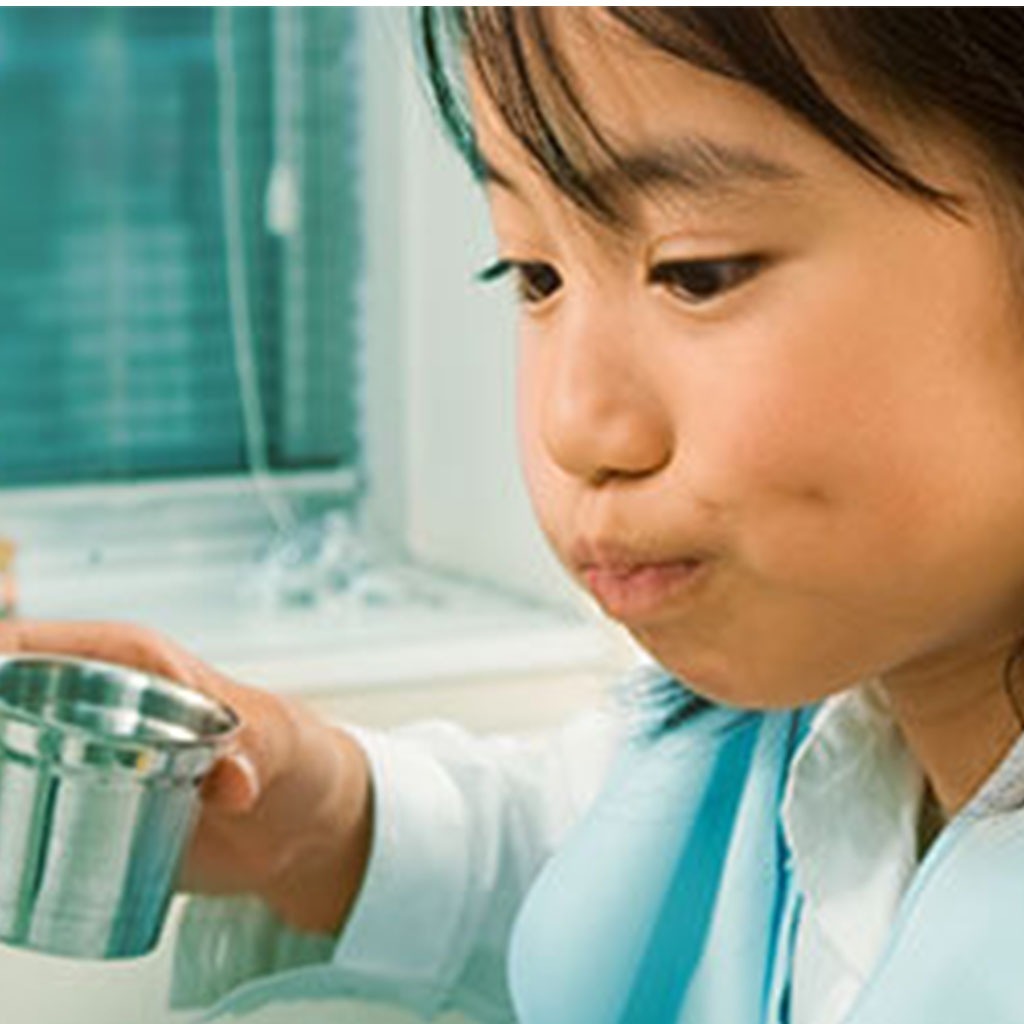 Sunstar Gum Junior 6+ Year Kid's Mouthwash With Fluoride To Prevent Cavities, Strawberry 300ml