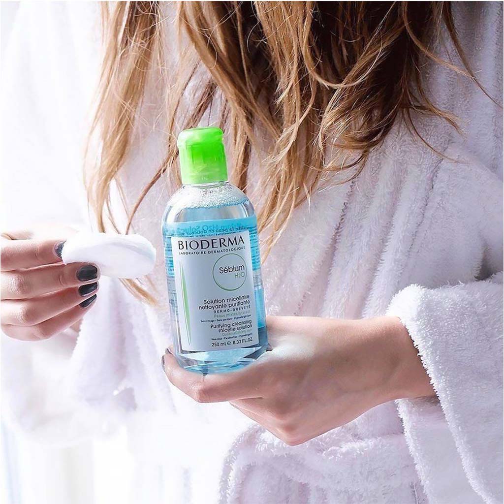 Bioderma Sebium H₂O Cleansing Micelle Make-Up Remover Solution For Combination To Oily Skin 250 mL