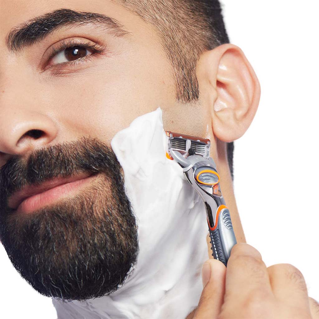 Gillette Fusion 5 Power Razor For Perfect Shave & Beard Shape, Pack of 1's