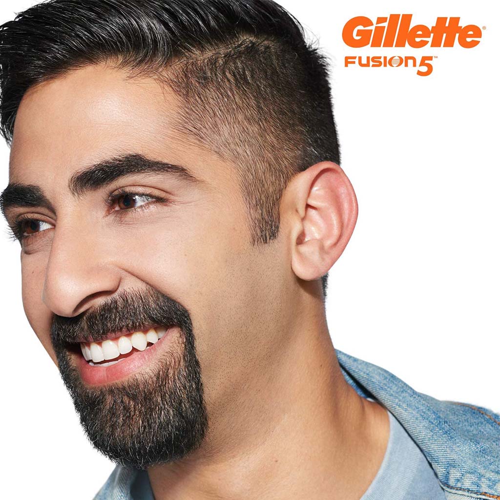 Gillette Fusion 5 Power Razor For Perfect Shave & Beard Shape, Pack of 1's