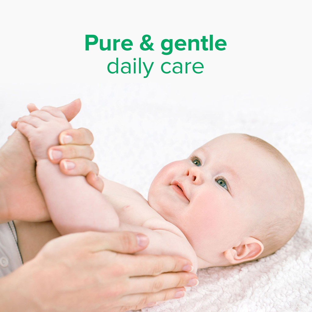 Johnson's Baby Oil With Aloe Vera 300ml