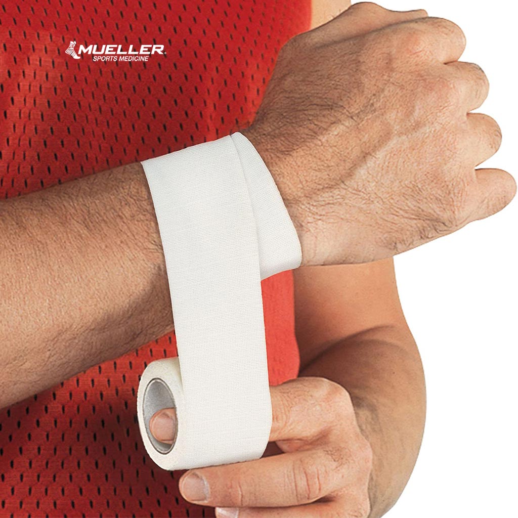 Mueller MTape Zinc Oxide Athletic Trainer's Tape 1.5" x 15 Yards Rolls, Pack of 32