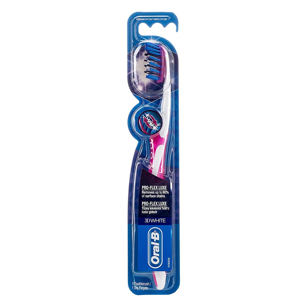 Oral-B 3D White Luxe Pro-Flex Medium Manual Toothbrush Medium, Pack of 1's
