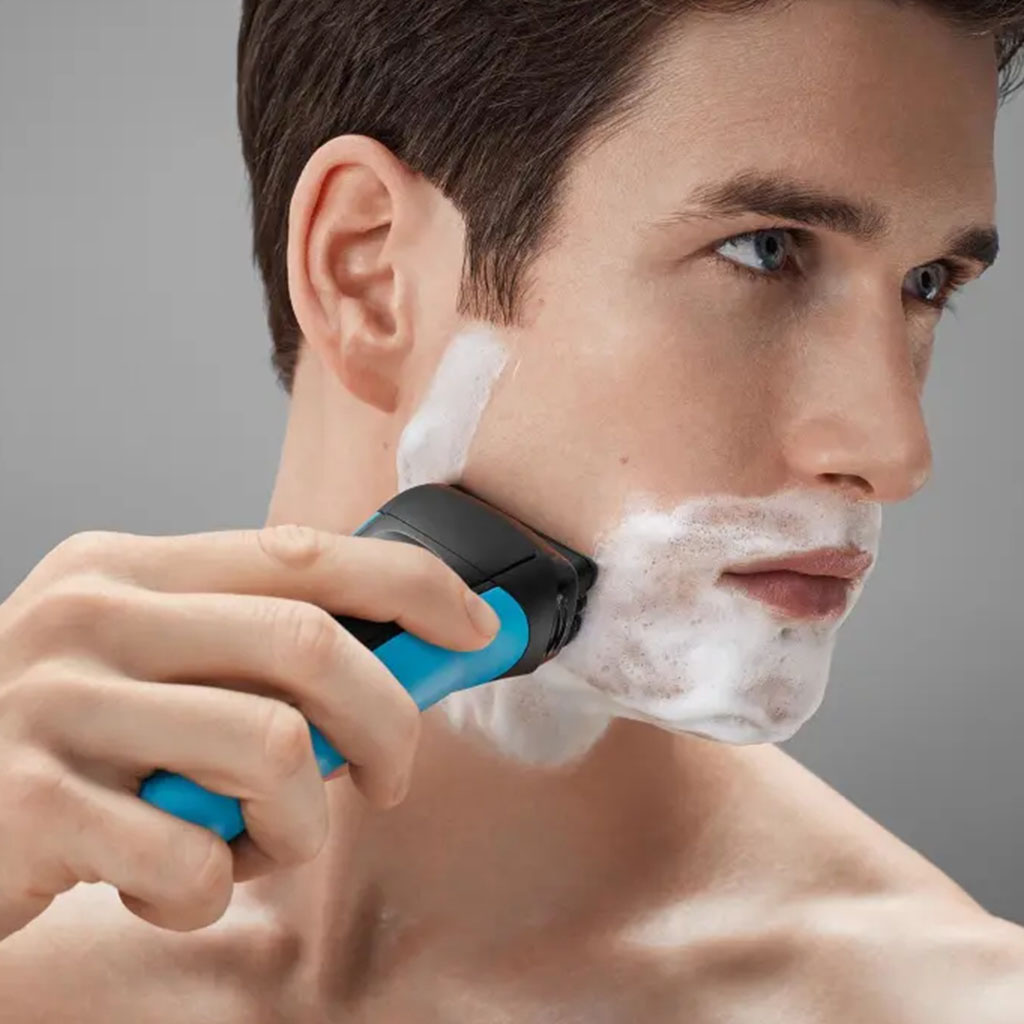 Braun Series 3 Pro Skin Wet and Dry 310s Shaver