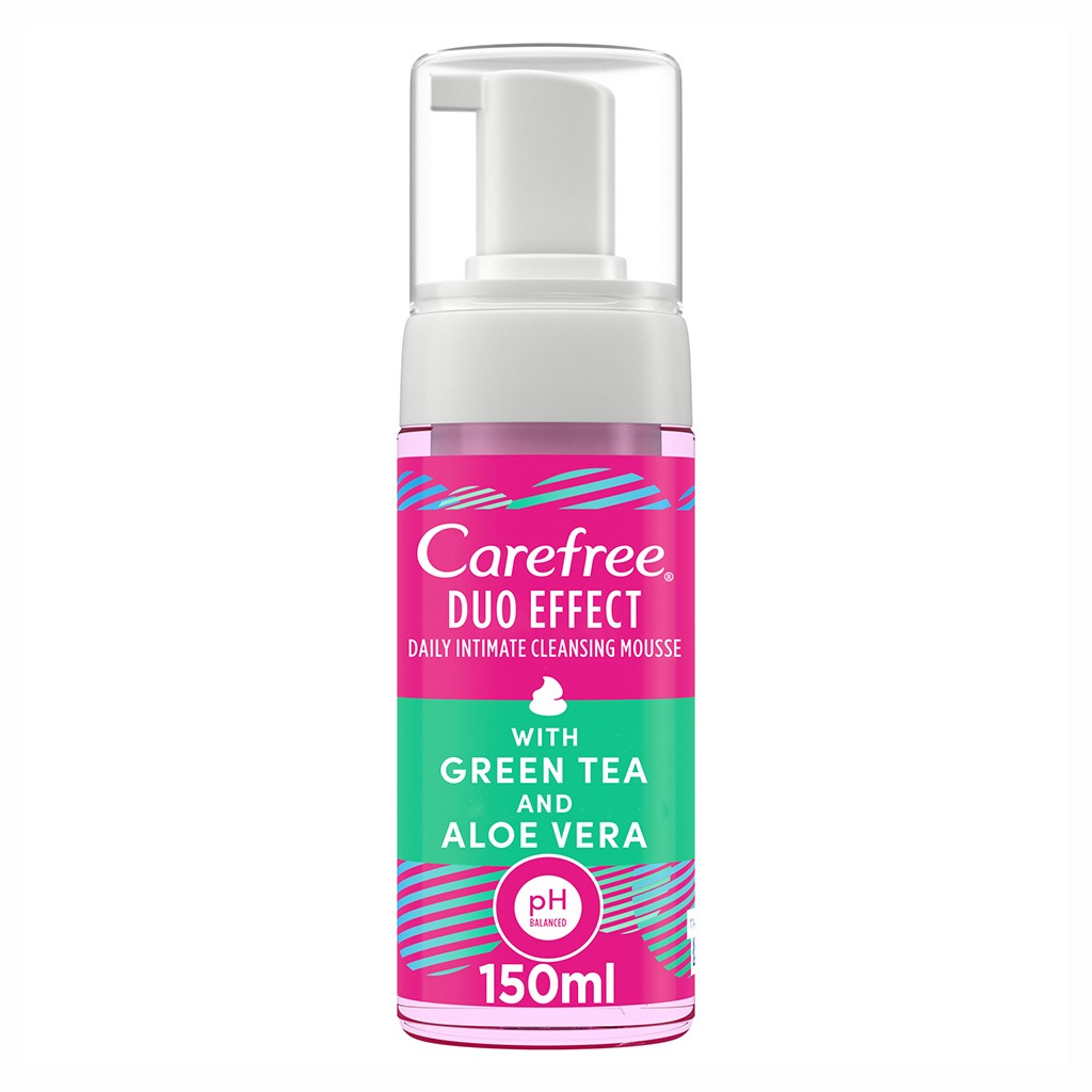 Carefree Duo Effect Daily Intimate Cleansing Foam With Green Tea & Aloe Vera 150ml