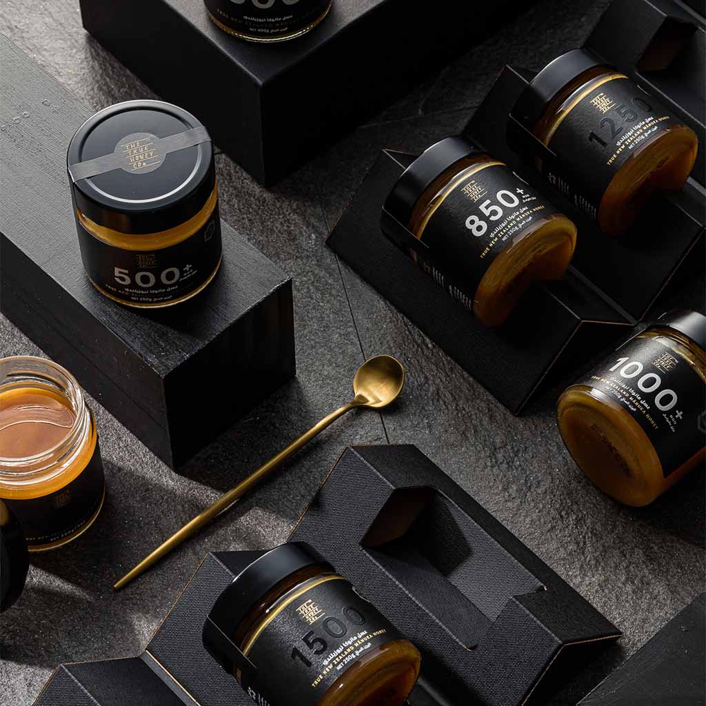 The True Honey Co. 850+ MGO 20+ UMF™ Manuka Honey 250 g