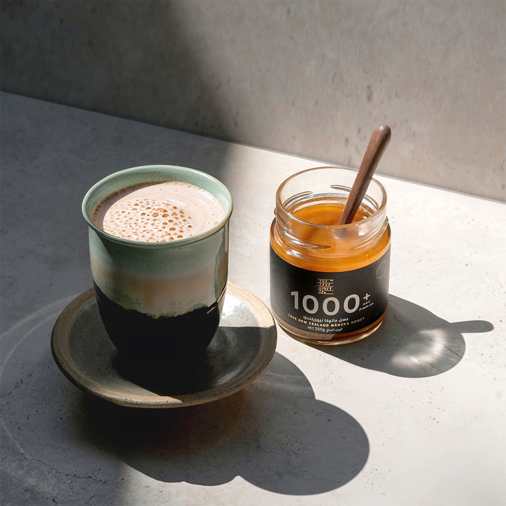 The True Honey Co. 1000+ MGO 22+ UMF™ Manuka Honey 250 g