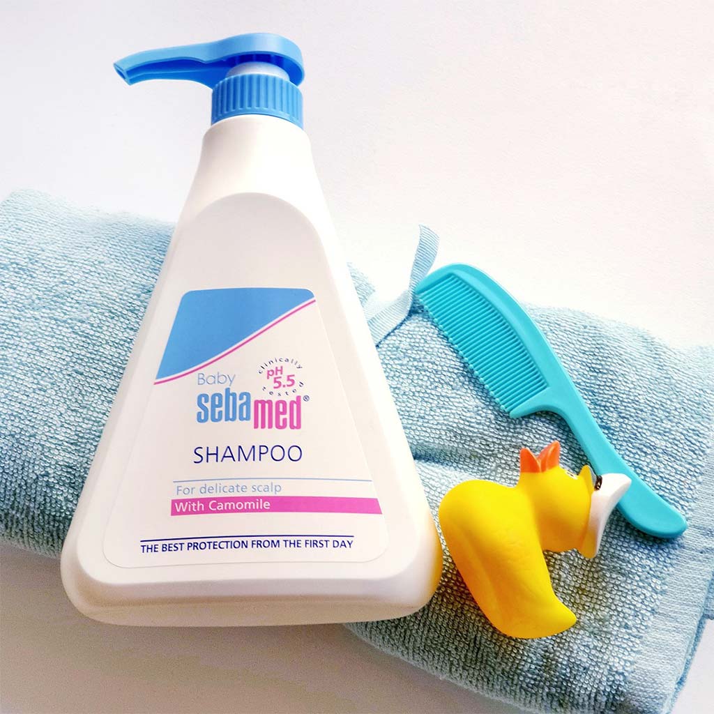 Sebamed Extra Mild Baby Shampoo 500 mL + Wet Wipes 72's Pack 4's + Baby Gentle Wash 400 mL Bundle Pack