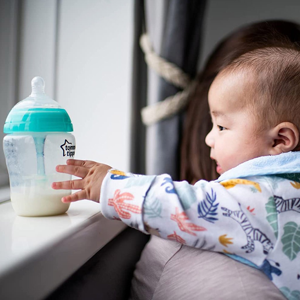 Tommee Tippee Advanced Anti-Colic Medium Flow Teats For 3 Months+ Babies-Pack Of 2