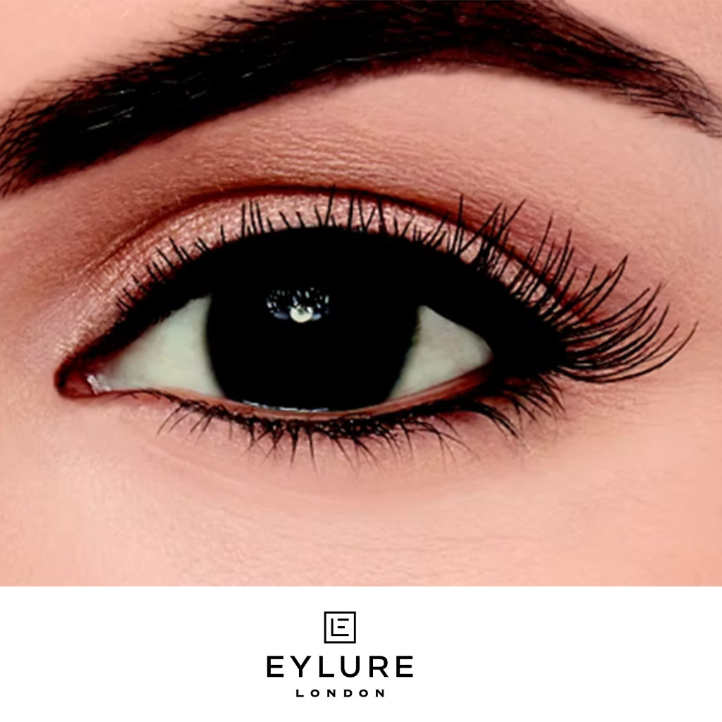 Eylure 3/4 Length Fluttery Light Reusable False Eye Lashes No. 008, Pack of 1 Pair