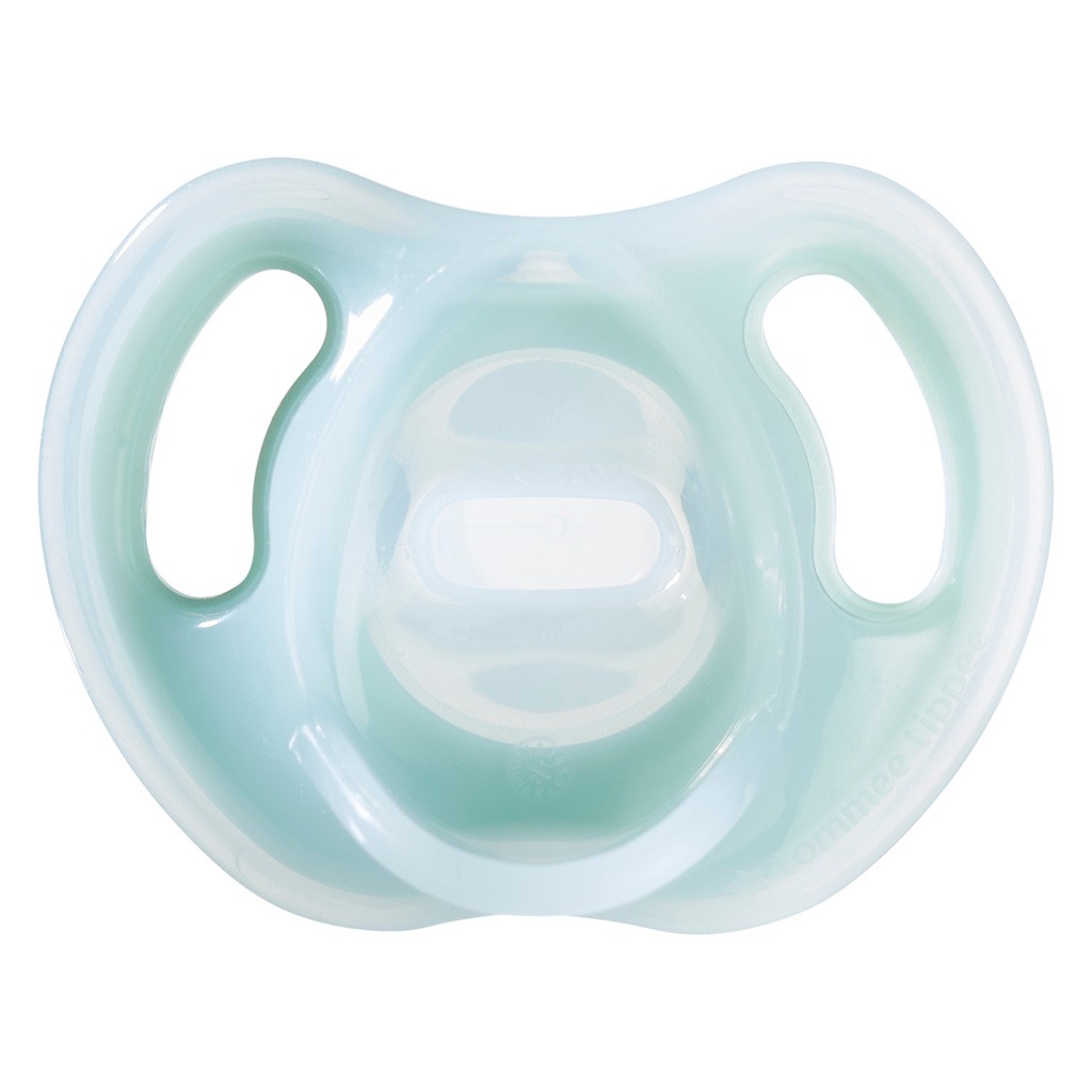 Tommee Tippee Ultralight Super Orthodontic Soft Silicone Baby Soother For 0 To 6 Months - Green/White, Pack of 2’s