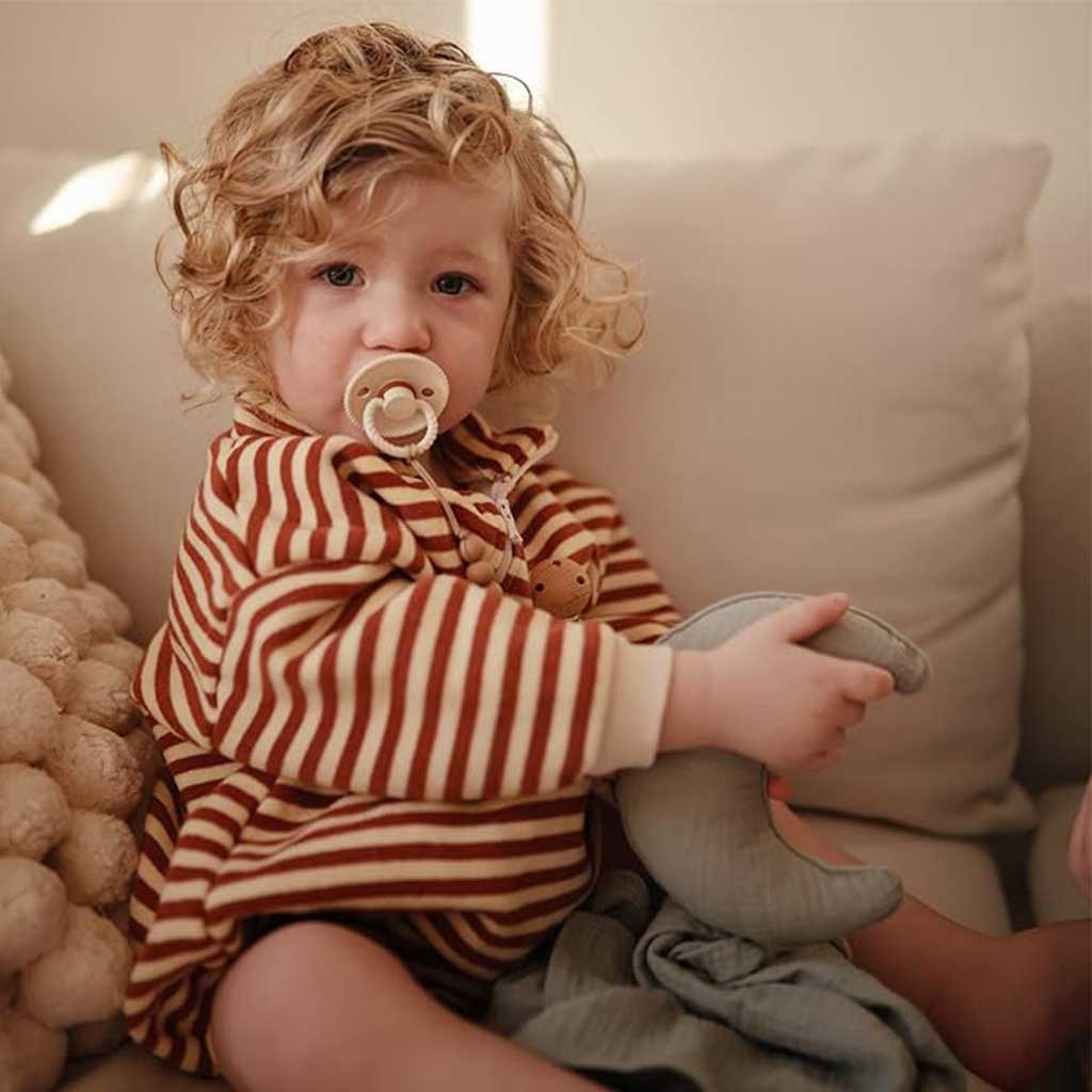 Frigg Rope Natural Rubber Baby Pacifiers, Size 2, 6-18 Months, Blush/ Cream Color, Pack of 2’s 