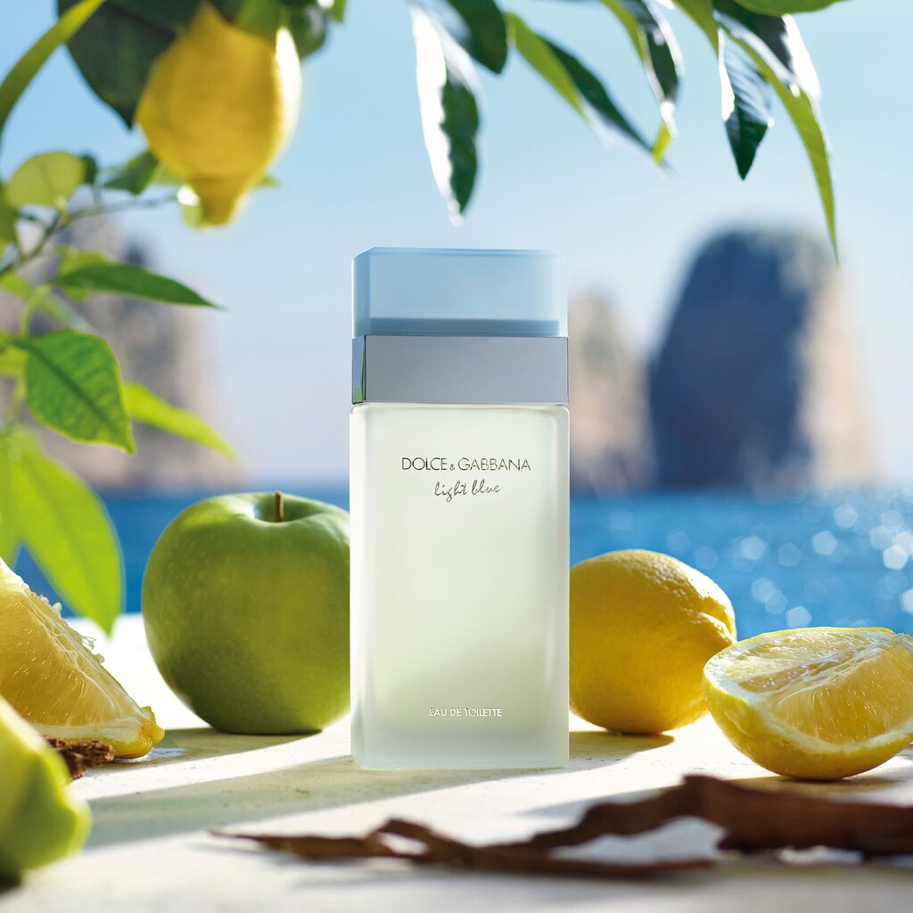 Dolce & Gabbana Light Blue Eau De Parfum For Women - Floral Luxury Fragrance 100ml