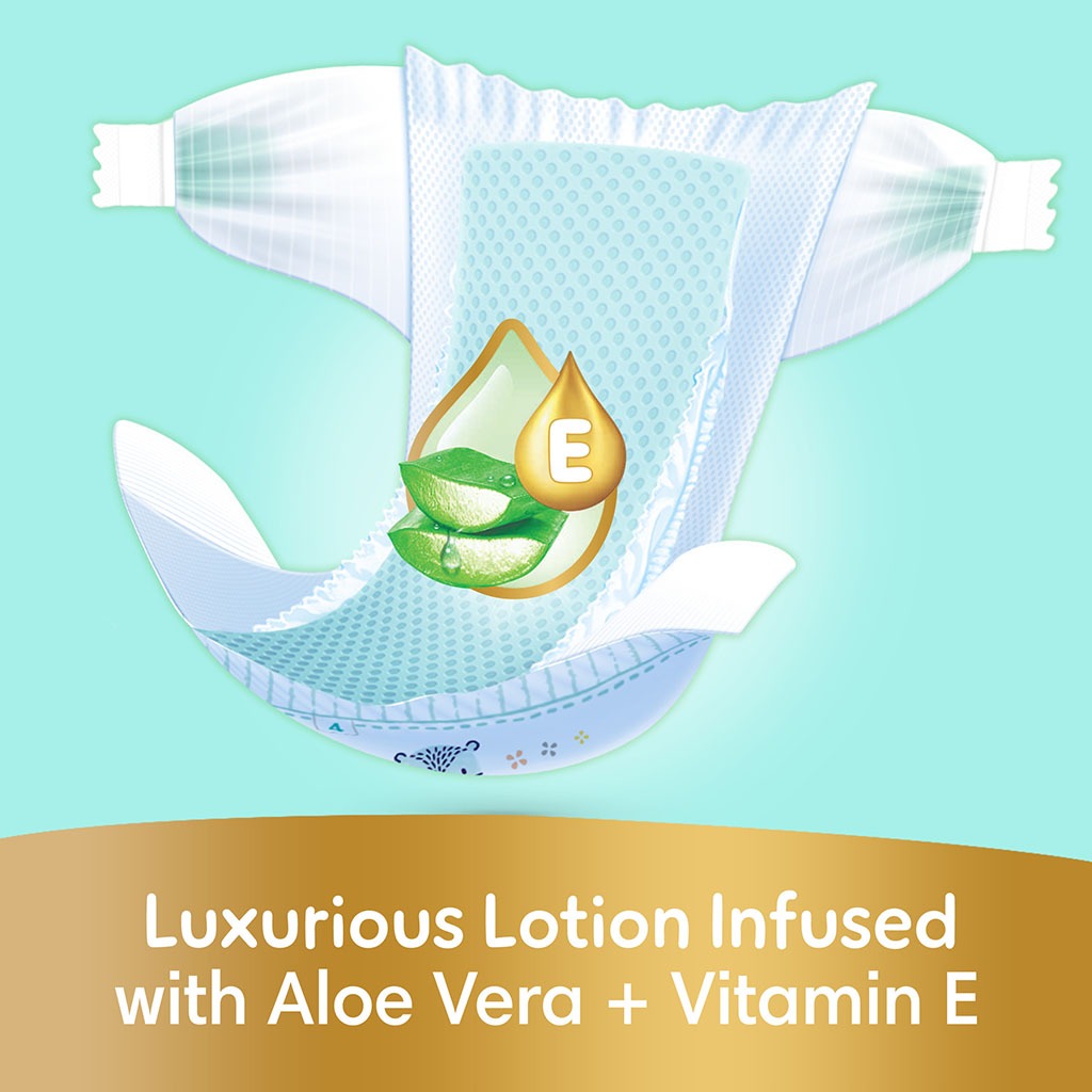 Pampers Ultimate Comfort Size 4, 9-14kg Baby Diapers, Pack of 200's