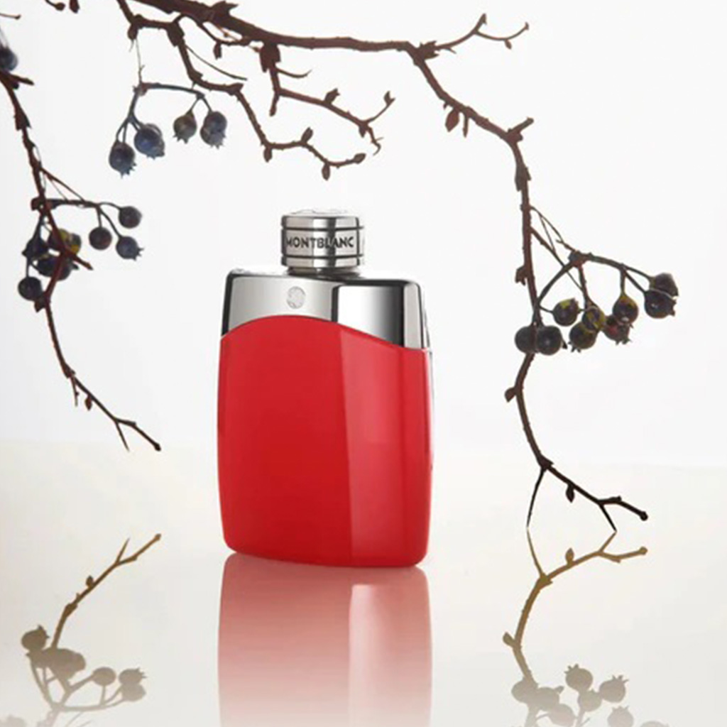 Mont Blanc Legend Red Gift Set For Men - Pack of Mont Blanc Legend Red EDP 100ml + EDP Mini Spray 7.5ml + Shower Gel 100ml 