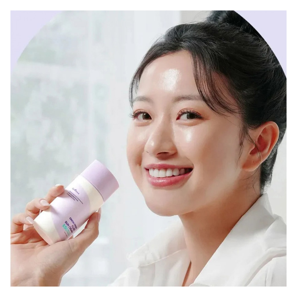 Isntree Onion Fresh Fluid SPF50+ PA++++ Sun Cream 50ml