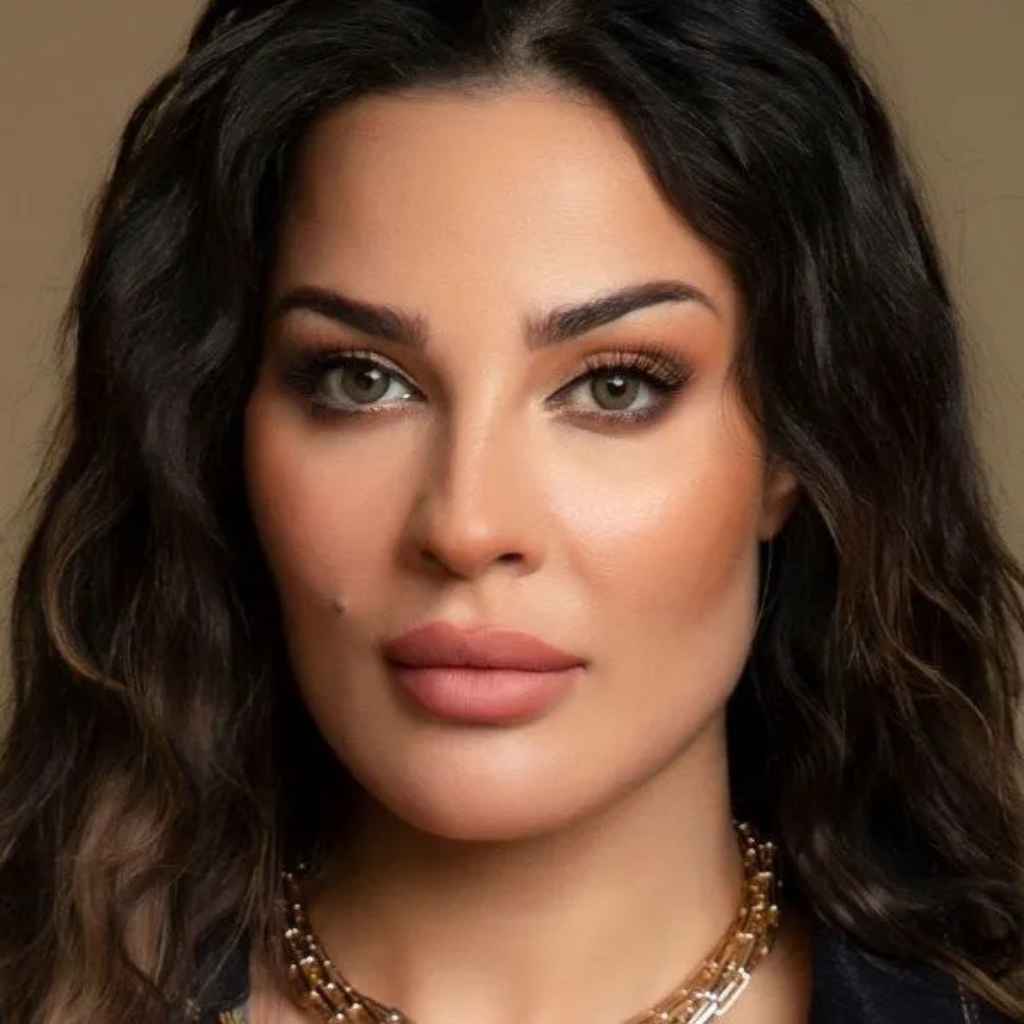 Bella Elite Green Olive Contact Lenses - Base Curve 8.6, Pack of 2’s