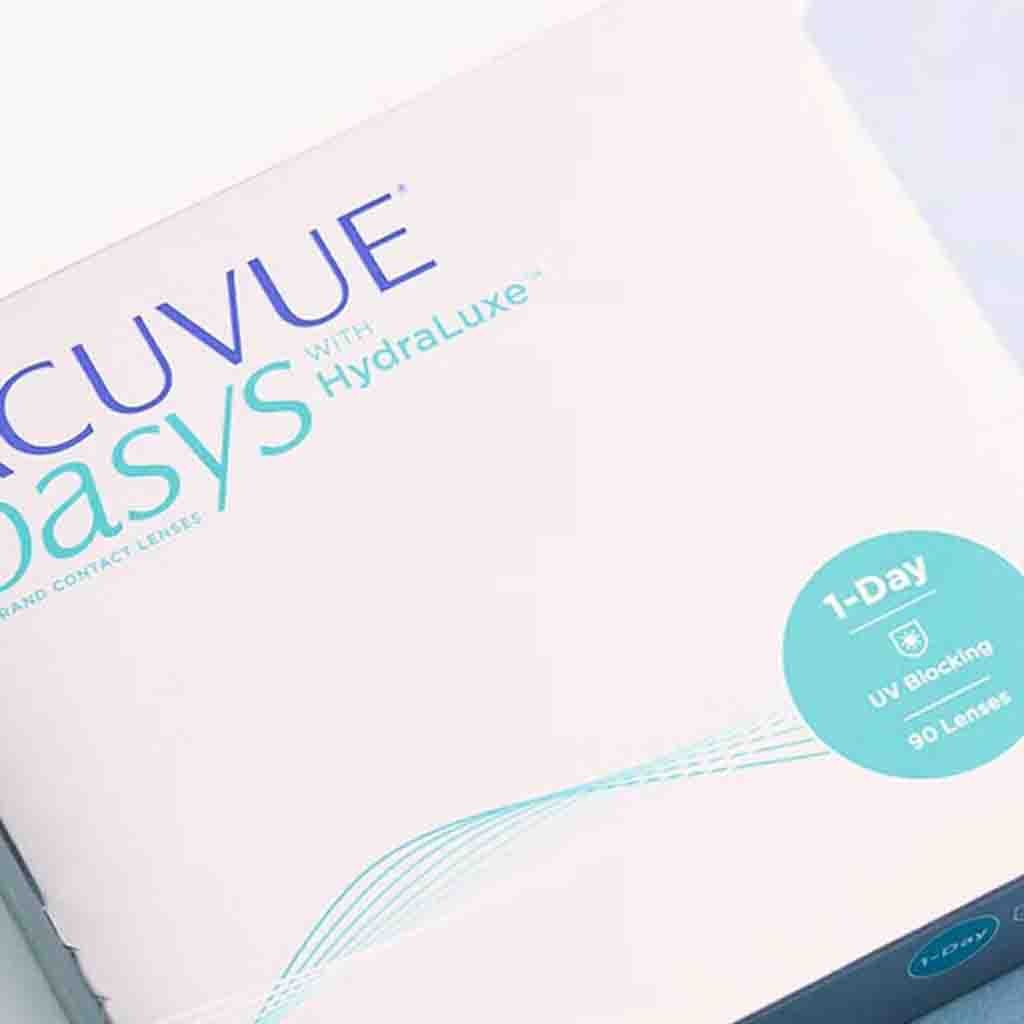 Acuvue Oasys 1-Day Clear Contact Lenses, Base Curve 8.5,Pack of 90's