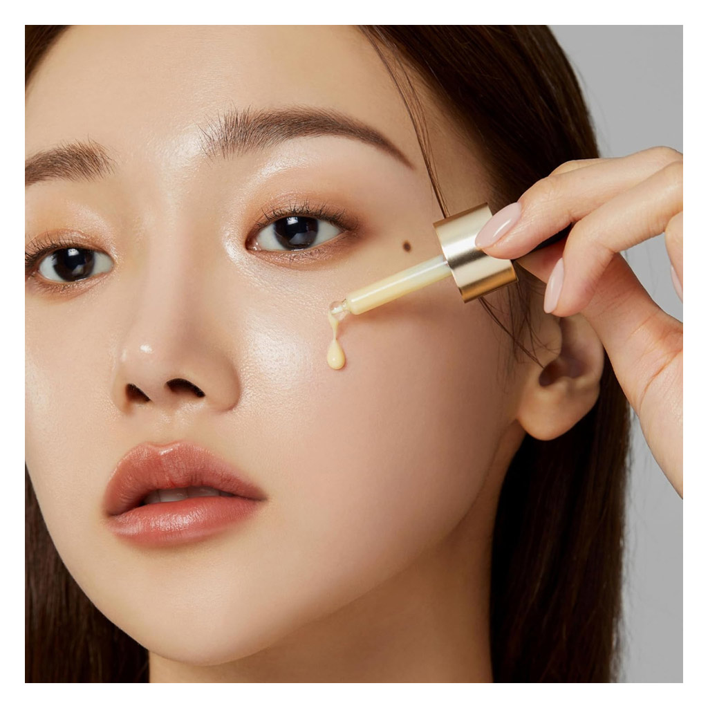 Medicube Deep Vita C 14.5% Ampoule For Skin Brightening 10ml, Pack of 3’s